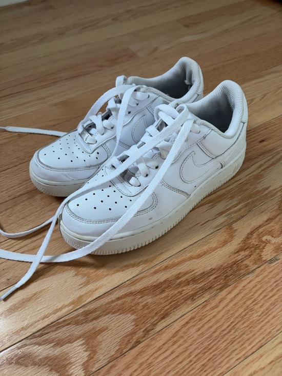 Nike Shoes - Nike Air Force 7